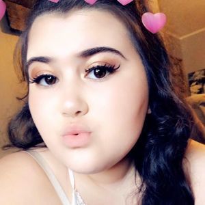 Meet your Posher, Lynette